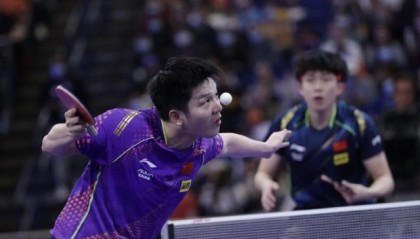 开云体育app下载-世乒赛梁靖崑苦战惊险晋级 樊振东与林高远争四强